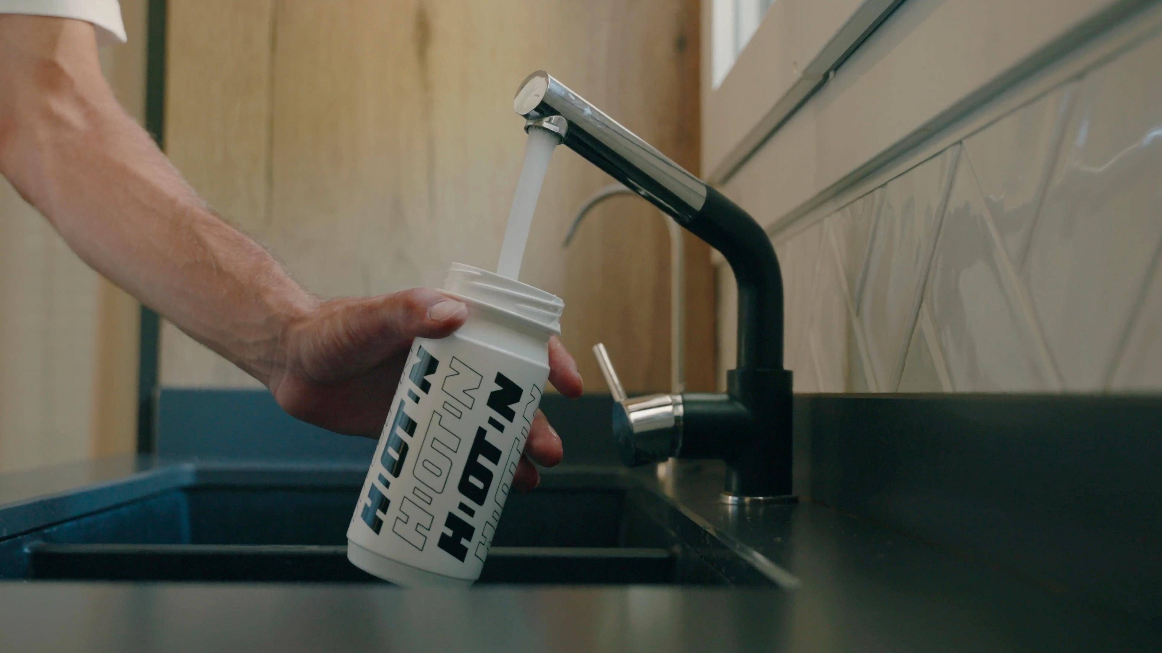 Come pulire la borraccia: guida completa per ciclisti